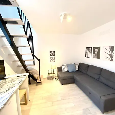 House Of Comfort Duplex A In The Center Of Appartamento Lisbona